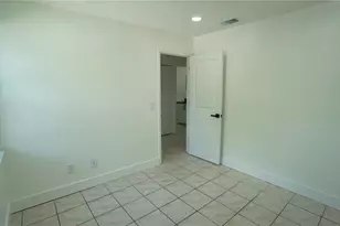 834 Angela Ln, Kissimmee, FL 34741 - Photo 14