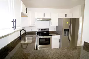 834 Angela Ln, Kissimmee, FL 34741 - Photo 6