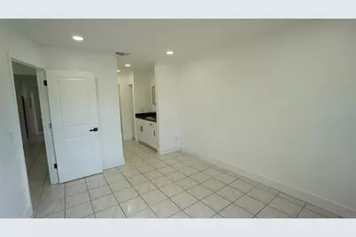834 Angela Lane, Kissimmee, FL 34741 - Photo 10