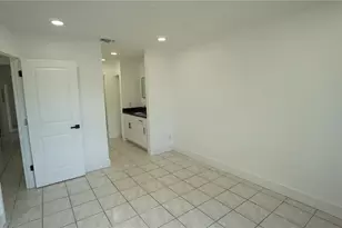 834 Angela Ln, Kissimmee, FL 34741 - Photo 10