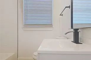 1035 15th Ave S, Saint Petersburg, FL 33705 - Photo 12
