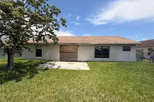 111 Nicholas Ct, Kissimmee, FL 34758 - Photo 18