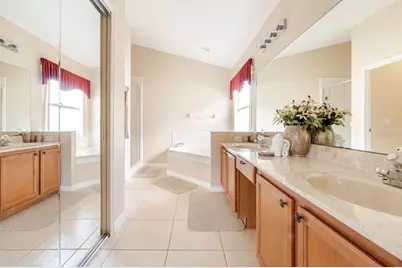 1137 Liberty Hall Drive, Kissimmee, FL 34746 - Photo 24