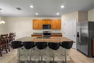 323 Harbour Wy, Mulberry, FL 33860 - Photo 8