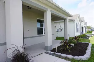 323 Harbour Wy, Mulberry, FL 33860 - Photo 2