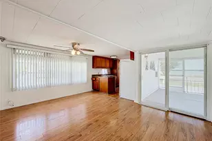800 32nd Ave S, Saint Petersburg, FL 33705 - Photo 4