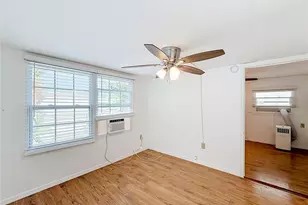 800 32nd Ave S, Saint Petersburg, FL 33705 - Photo 14