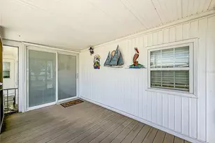 800 32nd Ave S, Saint Petersburg, FL 33705 - Photo 24
