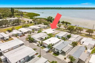 800 32nd Ave S, Saint Petersburg, FL 33705 - Photo 1