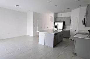 2978 Canary Ave, Davenport, FL 33837 - Photo 8