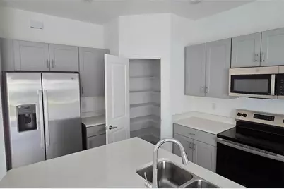 2978 Canary Avenue, Davenport, FL 33837 - Photo 10