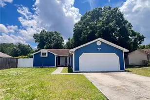 3430 Fox Ridge St, Winter Haven, FL 33884 - Photo 2