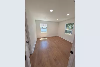 211 Bayshore Drive, Orlando, FL 32805 - Photo 22