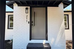211 Bayshore Dr, Orlando, FL 32805 - Photo 4