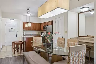 12538 Floridays Resort Dr, Orlando, FL 32821 - Photo 10
