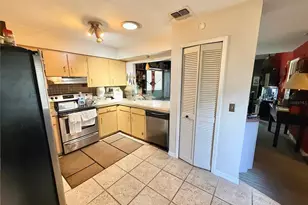 7137 Marvista Ct, Orlando, FL 32835 - Photo 2