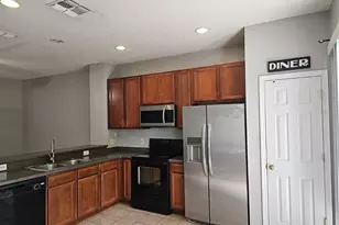 5116 Dominica Dr, Kissimmee, FL 34746 - Photo 4