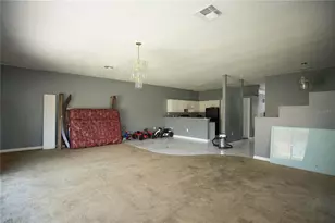 1055 Universal Rest Pl, Kissimmee, FL 34744 - Photo 6