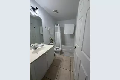 2714 Club Cortile Circle, Kissimmee, FL 34746 - Photo 4