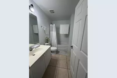 2714 Club Cortile Circle, Kissimmee, FL 34746 - Photo 6