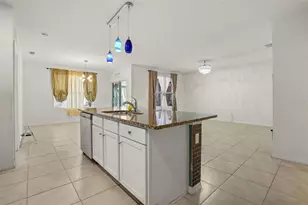 2443 White Lilly Dr, Kissimmee, FL 34747 - Photo 10