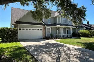 700 Adriane Park Cir, Kissimmee, FL 34744 - Photo 2