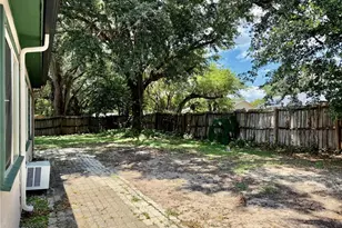 3349 Sassafras Ct, Orlando, FL 32810 - Photo 20
