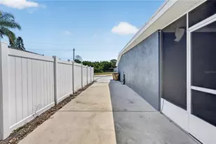 1330 S Shore Dr, Saint Cloud, FL 34771 - Photo 18