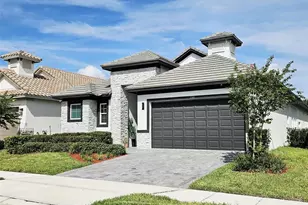 260 Hampton Loop, Davenport, FL 33837 - Photo 4