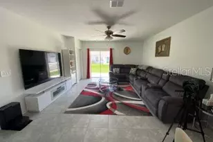 4258 Twisted Twig Bnd, Kissimmee, FL 34746 - Photo 2