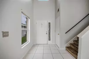 2405 Cedarfield Ln, Kissimmee, FL 34744 - Photo 2