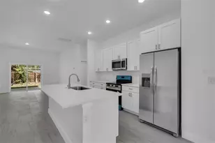 1221 SW 5th St, Ocala, FL 34471 - Photo 4