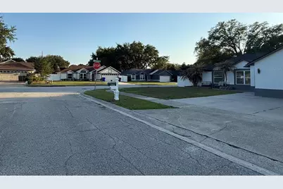 2906 Vienna Lane, Kissimmee, FL 34744 - Photo 2