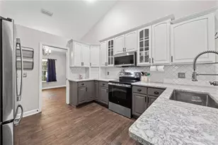 2065 Mustang Ct, Saint Cloud, FL 34771 - Photo 6