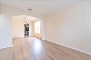 806 Lost Grove Cir, Winter Garden, FL 34787 - Photo 4
