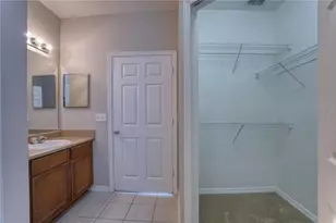 8225 Claire Ann Dr, Orlando, FL 32825 - Photo 18