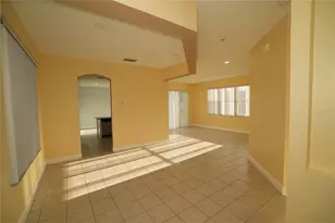 2560 Sage Dr W, Kissimmee, FL 34758 - Photo 4