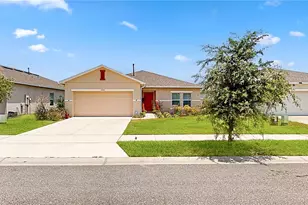33941 Sky Blossom Cir, Leesburg, FL 34788 - Photo 2