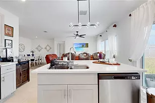 33941 Sky Blossom Cir, Leesburg, FL 34788 - Photo 20