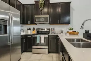 1043 Splash Shot Pl, Davenport, FL 33896 - Photo 8