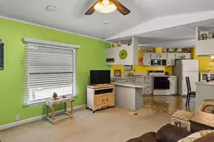 111 Cherrywood Dr, Lake Wales, FL 33898 - Photo 12