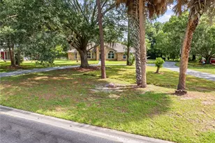 2082 Camelot Blvd, Saint Cloud, FL 34772 - Photo 68