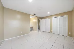 2248 Greenview Cir, Orlando, FL 32808 - Photo 12