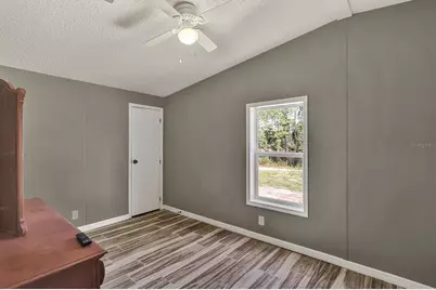 141 Woods Road, San Mateo, FL 32187 - Photo 18