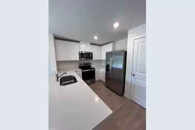760 Preston Cove Drive, Saint Cloud, FL 34771 - Photo 8