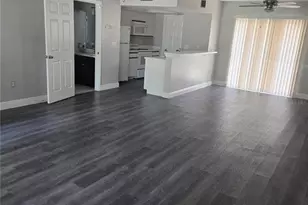 718 Florida Palms Ct, Kissimmee, FL 34741 - Photo 2