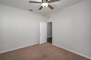1056 Naes Ln, Lake Wales, FL 33853 - Photo 10