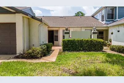 140 Lakepointe Circle, Kissimmee, FL 34743 - Photo 2