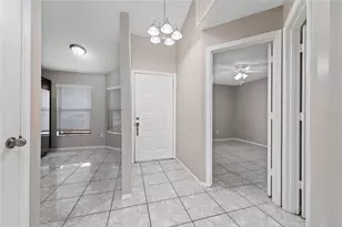140 Lakepointe Cir, Kissimmee, FL 34743 - Photo 8