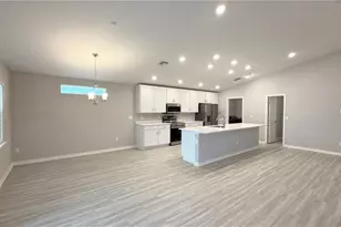 485 Windy Willow Wy, Saint Cloud, FL 34771 - Photo 8